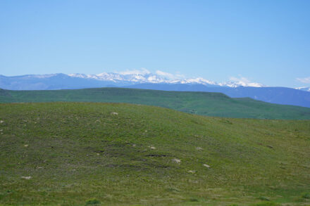 Tongue River Retreat views of the cloud peak wilderness